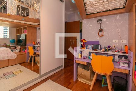 Apartamento à venda com 280m², 3 quartos e 5 vagasSuíte 2