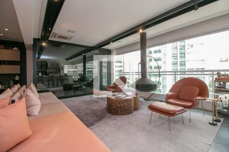 Apartamento à venda com 280m², 3 quartos e 5 vagasVaranda