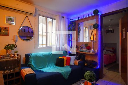 Apartamento à venda com 2 quartos, 40m² em Mário Quintana, Porto Alegre