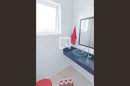 Banheiro de kitnet/studio para alugar com 1 quarto, 20m² em Jardim Bonfiglioli, São Paulo