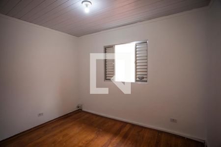 Quarto 2 de casa para alugar com 2 quartos, 70m² em Vila Guarani (z Sul), São Paulo