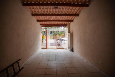 Garagem de casa para alugar com 2 quartos, 70m² em Vila Guarani (z Sul), São Paulo
