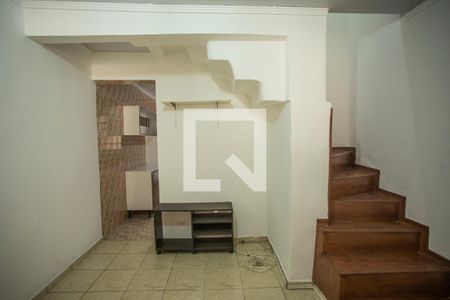Sala de casa para alugar com 2 quartos, 70m² em Vila Guarani (z Sul), São Paulo