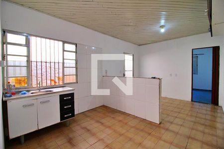 Sala/Cozinha de casa para alugar com 1 quarto, 32m² em Vila Palmares, Santo André