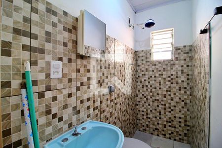 Banheiro de casa para alugar com 1 quarto, 32m² em Vila Palmares, Santo André