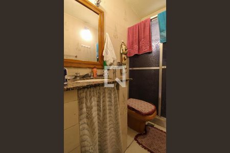 Casa à venda com 181m², 2 quartos e 1 vagaBanheiro Social