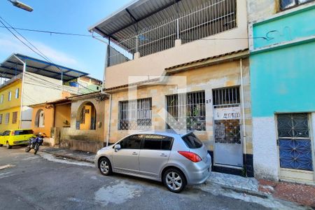 Casa à venda com 181m², 2 quartos e 1 vagaFachada