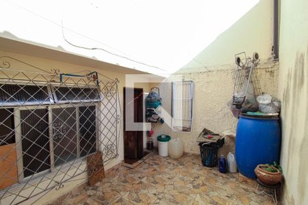 Casa à venda com 181m², 2 quartos e 1 vagaÁrea de Serviço