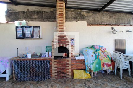 Casa à venda com 181m², 2 quartos e 1 vagaChurrasqueira