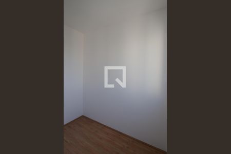 Quarto 1 de apartamento para alugar com 2 quartos, 32m² em Parque Fongaro, São Paulo