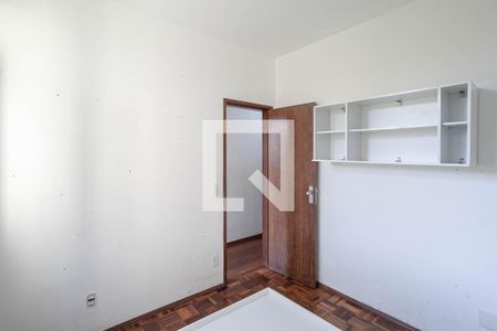 Quarto 1 de apartamento à venda com 4 quartos, 107m² em Jardim América, Belo Horizonte