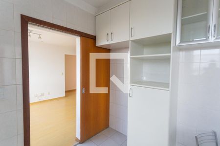 Apartamento para alugar com 94m², 3 quartos e 2 vagas Apartamento para alugar com 94m², 3 quartos e 2 vagasCozinha
