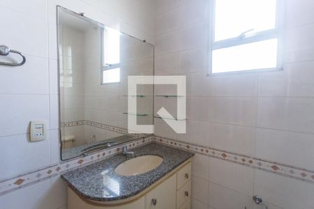 Apartamento para alugar com 94m², 3 quartos e 2 vagas Apartamento para alugar com 94m², 3 quartos e 2 vagasBanheiro Social