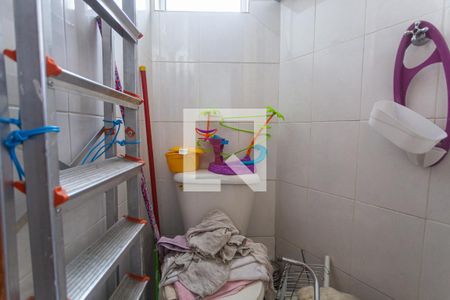 Apartamento para alugar com 94m², 3 quartos e 2 vagas Apartamento para alugar com 94m², 3 quartos e 2 vagasBanheiro de Serviço