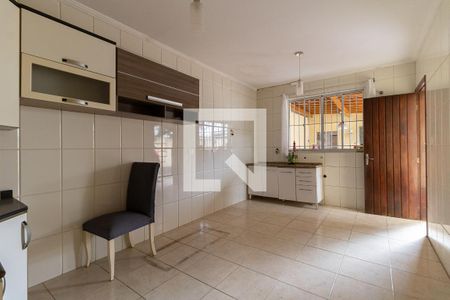 Casa à venda com 232m², 5 quartos e 2 vagasCozinha