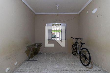 Casa à venda com 232m², 5 quartos e 2 vagasQuarto 2