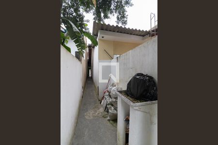 Casa à venda com 232m², 5 quartos e 2 vagasCorredor Lateral