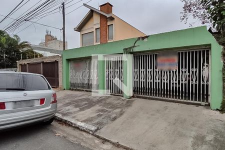 Casa à venda com 232m², 5 quartos e 2 vagasFachada