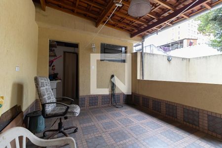 Casa à venda com 232m², 5 quartos e 2 vagasLavanderia