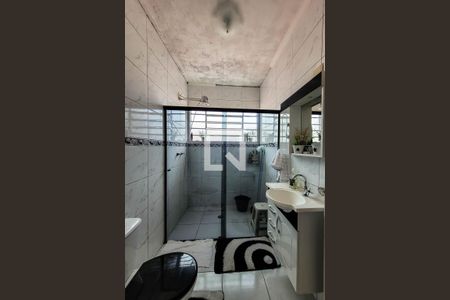 Casa à venda com 200m², 4 quartos e 2 vagasBanheiro (edicula)