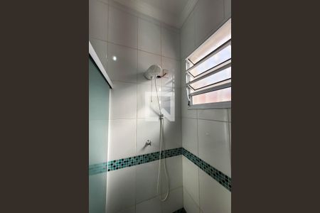 Casa à venda com 200m², 4 quartos e 2 vagasBanheiro