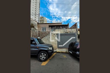 Casa à venda com 200m², 4 quartos e 2 vagasFachada