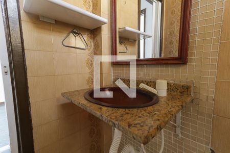 Apartamento para alugar com 45m², 2 quartos e sem vagaBanheiro