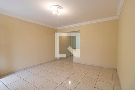 Sala 1 de casa para alugar com 4 quartos, 235m² em Cambuci, São Paulo