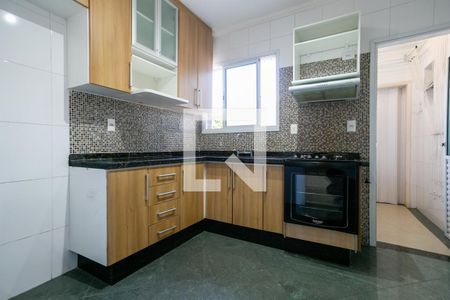 Cozinha de apartamento para alugar com 3 quartos, 83m² em Vila Isolina Mazzei, São Paulo