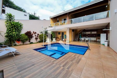 Casa à venda com 270m², 4 quartos e 4 vagasPiscina