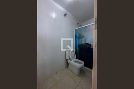 Casa à venda com 270m², 4 quartos e 4 vagasBanheiro 3