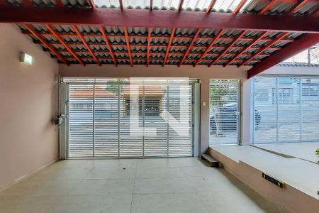 Casa à venda com 270m², 4 quartos e 4 vagasVista