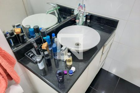 Casa à venda com 270m², 4 quartos e 4 vagasBanheiro da Suíte 3