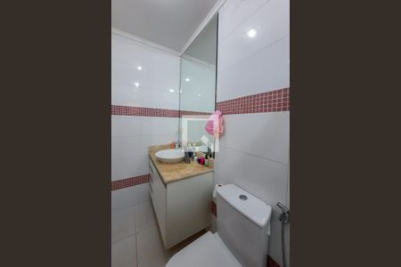 Casa à venda com 270m², 4 quartos e 4 vagasBanheiro da Suíte 2