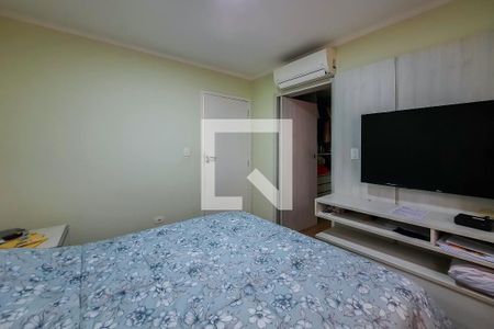 Casa à venda com 270m², 4 quartos e 4 vagasSuíte 1