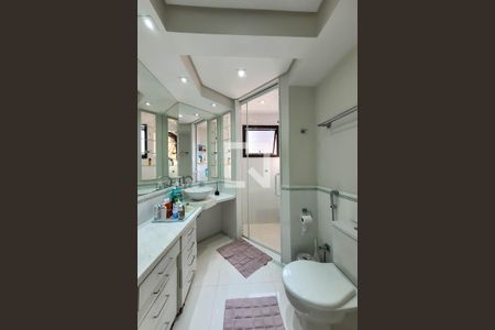 Apartamento à venda com 147m², 3 quartos e 3 vagasBanheiro Suíte