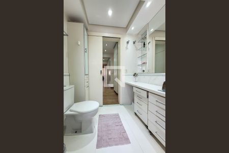 Apartamento à venda com 147m², 3 quartos e 3 vagasBanheiro Suíte