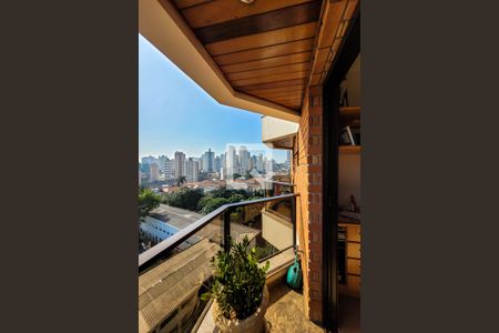 Apartamento à venda com 147m², 3 quartos e 3 vagasVaranda Quarto 2