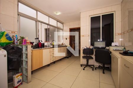Apartamento à venda com 120m², 3 quartos e 2 vagas Apartamento à venda com 120m², 3 quartos e 2 vagasCozinha