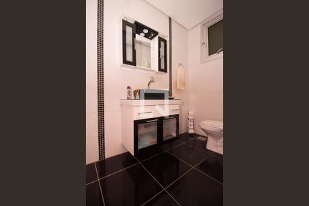 Apartamento à venda com 120m², 3 quartos e 2 vagas Apartamento à venda com 120m², 3 quartos e 2 vagasBanheiro