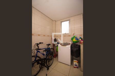 Apartamento à venda com 120m², 3 quartos e 2 vagas Apartamento à venda com 120m², 3 quartos e 2 vagasÁrea de Serviço