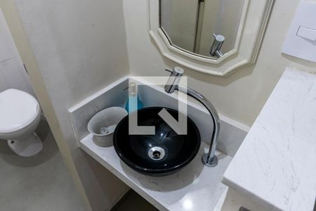 Casa para alugar com 80m², 2 quartos e 1 vaga1o. Andar - Banheiro 1