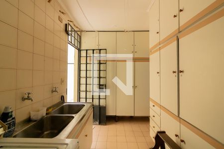 Casa à venda com 195m², 3 quartos e 3 vagasÁrea de Serviço