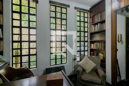 Casa à venda com 195m², 3 quartos e 3 vagasEscritório