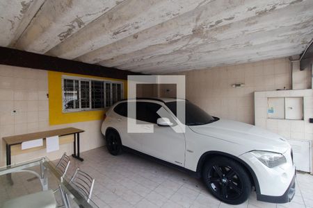 Garagem de casa para alugar com 2 quartos, 125m² em Jardim Santa Teresinha, São Paulo