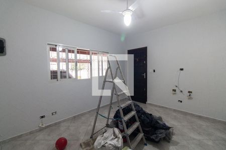 Sala de casa para alugar com 2 quartos, 125m² em Jardim Santa Teresinha, São Paulo