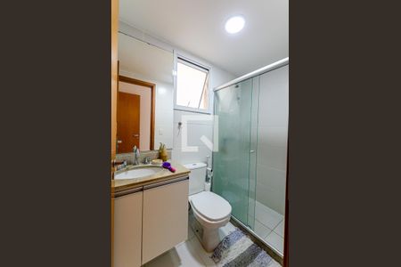 Apartamento à venda com 130m², 3 quartos e 2 vagas Apartamento à venda com 130m², 3 quartos e 2 vagasBanheiro