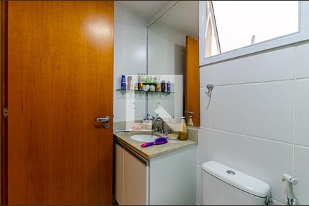 Apartamento à venda com 130m², 3 quartos e 2 vagas Apartamento à venda com 130m², 3 quartos e 2 vagasBanheiro