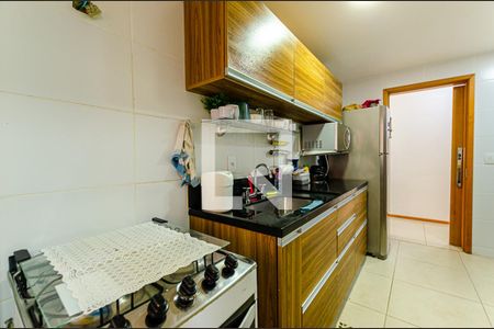 Apartamento à venda com 130m², 3 quartos e 2 vagas Apartamento à venda com 130m², 3 quartos e 2 vagasCozinha