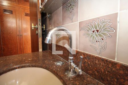 Apartamento à venda com 142m², 3 quartos e 1 vagaBanheiro da Suíte